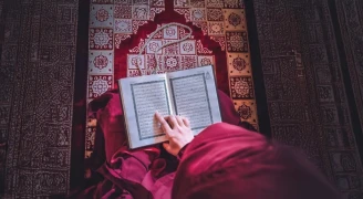 ماذا يعلمنا القرآن الكريم؟