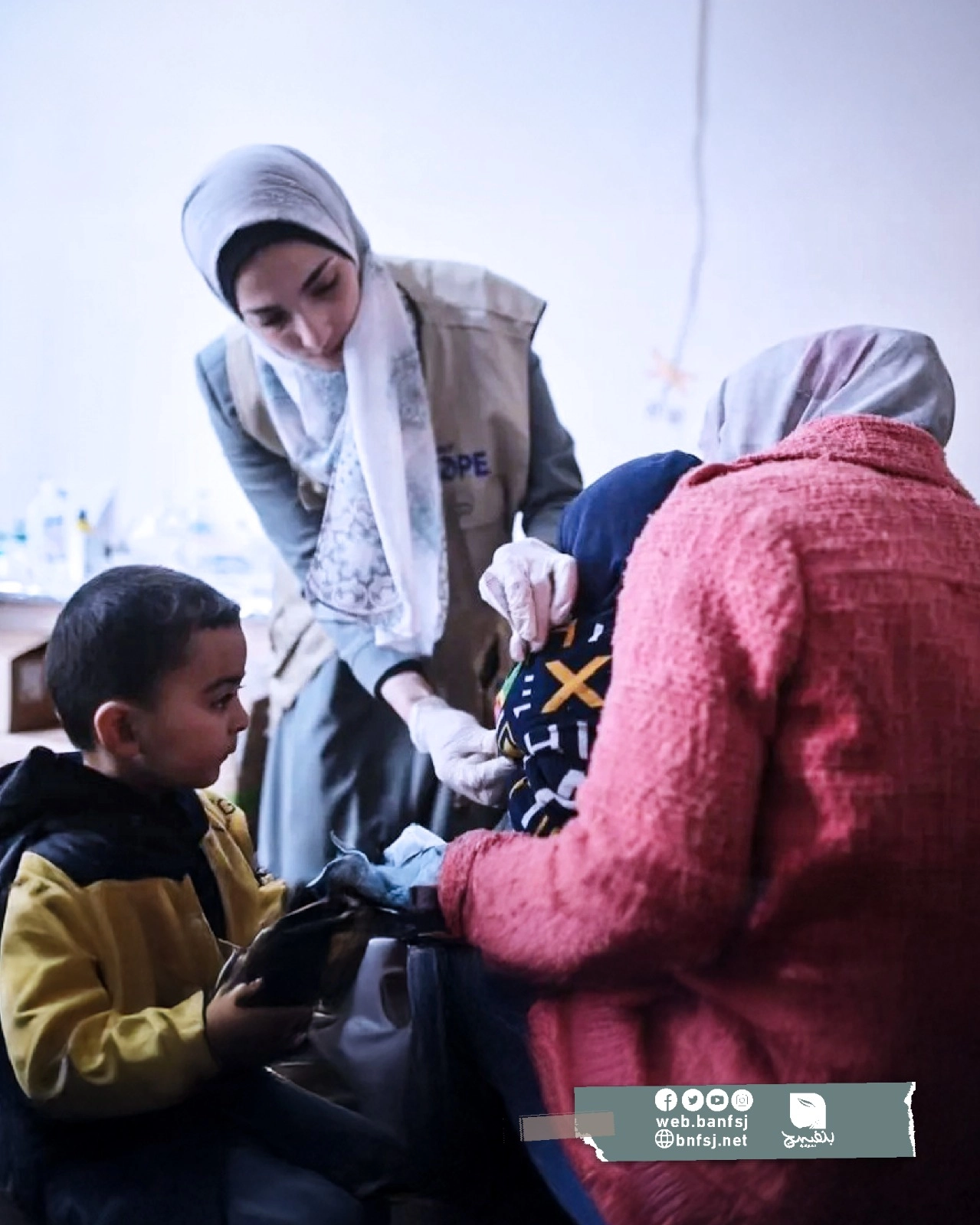 اللقاحات في غزة.jpg